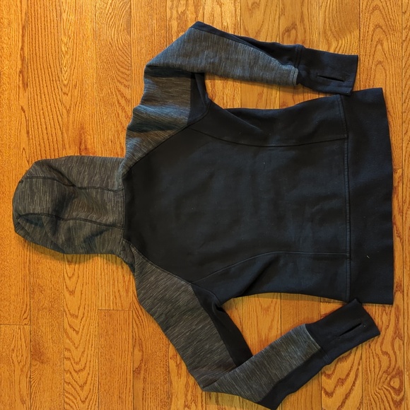 Lululemon Scuba Hoodie - Picture 2 of 7